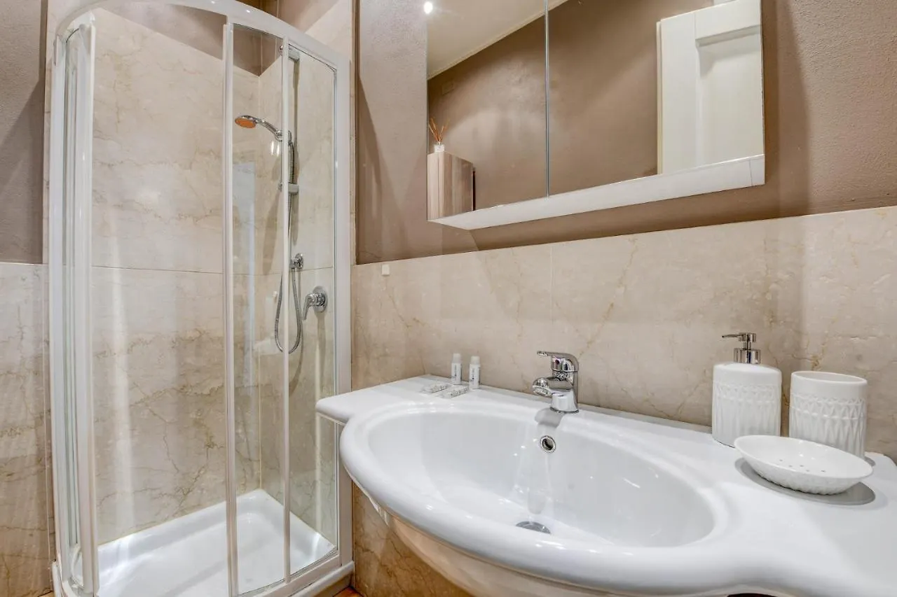 Happy Terrace - Town Centre Apartment Desenzano del Garda